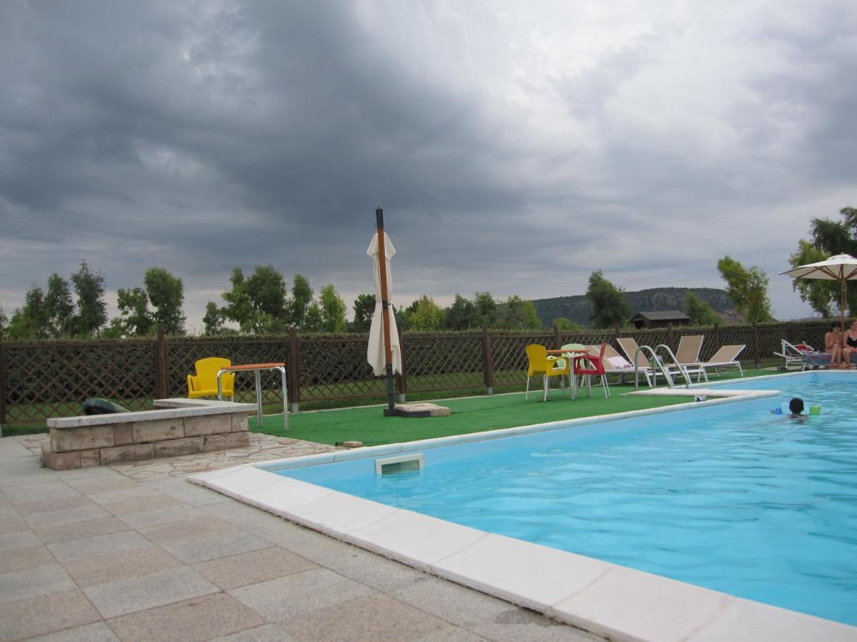 Vistalago Garden Doria Monteleone Rocca Doria Buitenkant foto